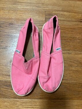 Toms Pink Canvas Slip-On Espadrilles